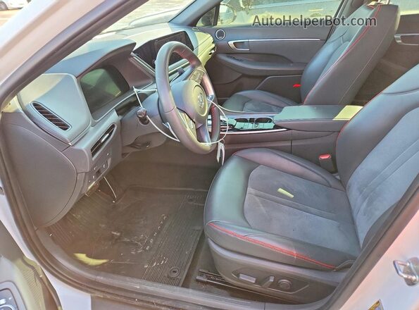 KMHL44J21NA223864 2022 HYUNDAI SONATA White Vista interior delantera