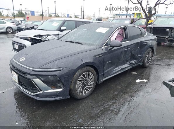 KMHL54JJ9SA115282 2025 HYUNDAI SONATA HYBRID Black Առջևի ձախ երեք քառորդ տեսարան