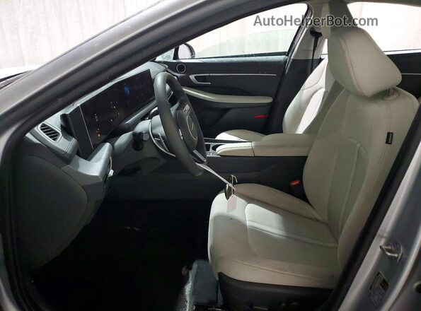 KMHL64JA4SA479154 2025 HYUNDAI SONATA Silver წინა სალონის ხედი