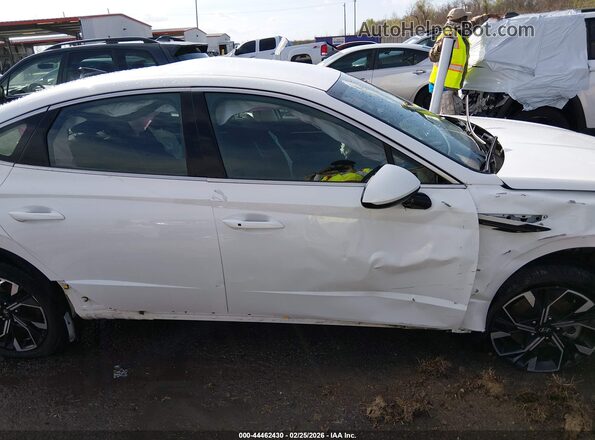 KMHL64JA5SA435423 2025 HYUNDAI SONATA White Rear interior view