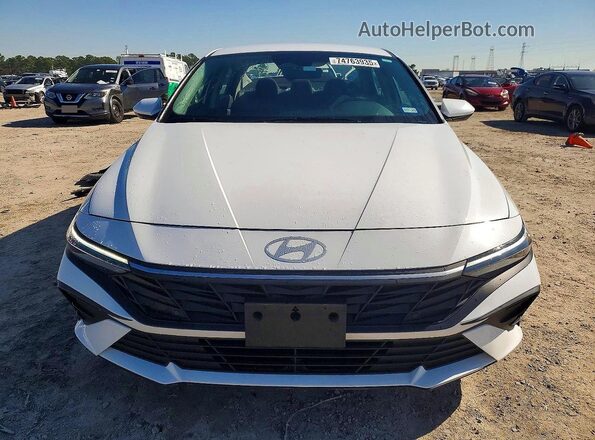 KMHLL4DG4RU795235 2024 HYUNDAI ELANTRA White Դիմացի տեսք