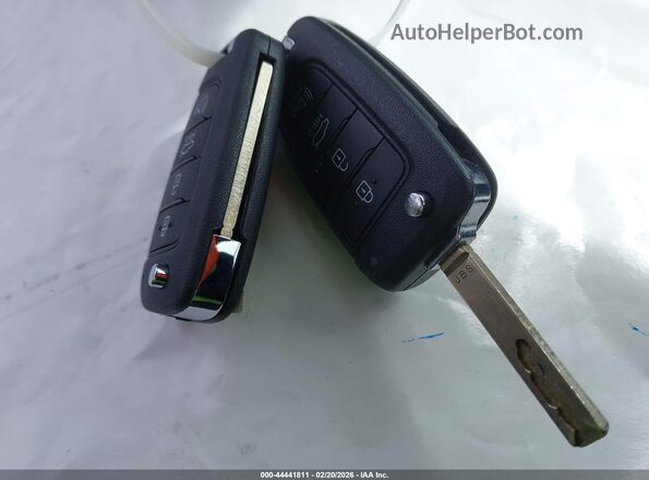 KMHLL4DG4SU028149 2025 HYUNDAI ELANTRA Белый 
