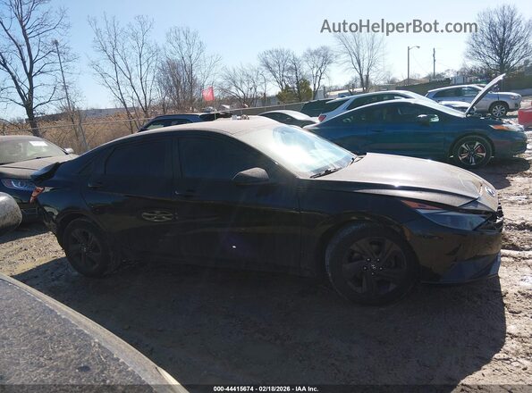 KMHLM4AG2MU141053 2021 HYUNDAI ELANTRA Black Սալոնի հետևի տեսք
