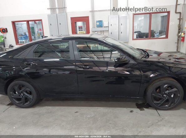 KMHLM4DG7TU112481 2026 HYUNDAI ELANTRA Black 