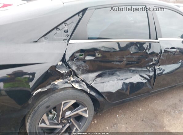 KMHLP4DG9RU647666 2024 HYUNDAI ELANTRA Черный Вид спереди