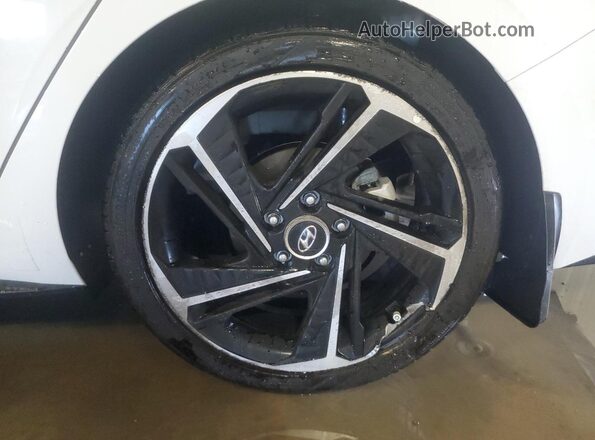 KMHLR4AF4MU184544 2021 HYUNDAI ELANTRA White 