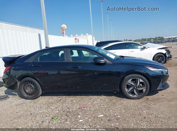 KMHLS4AG6PU618139 2023 HYUNDAI ELANTRA Black 