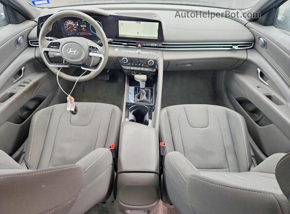 KMHLS4DG1SU878310 2025 HYUNDAI ELANTRA Серебряный Вид панели приборов