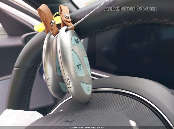 KMHM34AA5PA024656 2023 HYUNDAI IONIQ 6 White წინა პანელის ხედი