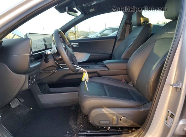KMHM34AA8SA086528 2025 HYUNDAI IONIQ Silver Vista interior delantera