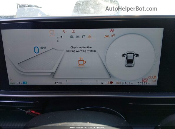 KMHM34AC6PA037563 2023 HYUNDAI IONIQ 6 Red Widok tylnych siedzeń