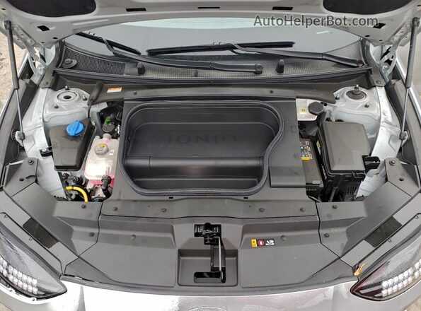 KMHM54AA6PA021937 2023 HYUNDAI IONIQ Silver Rear interior view