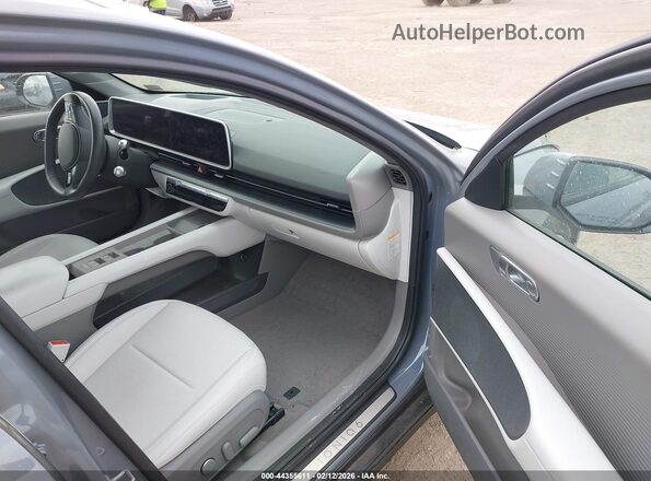 KMHM54AC9SA086565 2025 HYUNDAI IONIQ 6 Gray წინა სალონის ხედი
