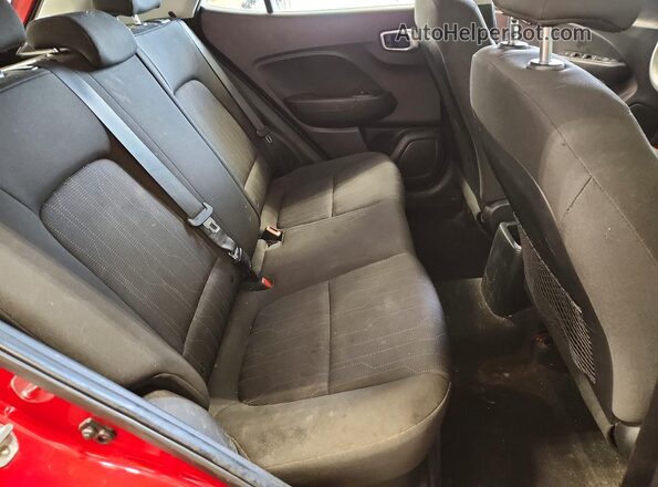 KMHRB8A32MU070375 2021 HYUNDAI VENUE Red 