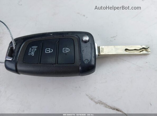 KMHRB8A37MU096437 2021 HYUNDAI VENUE Red 