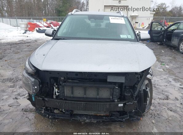KMHRC8A32RU307127 2024 HYUNDAI VENUE Silver 