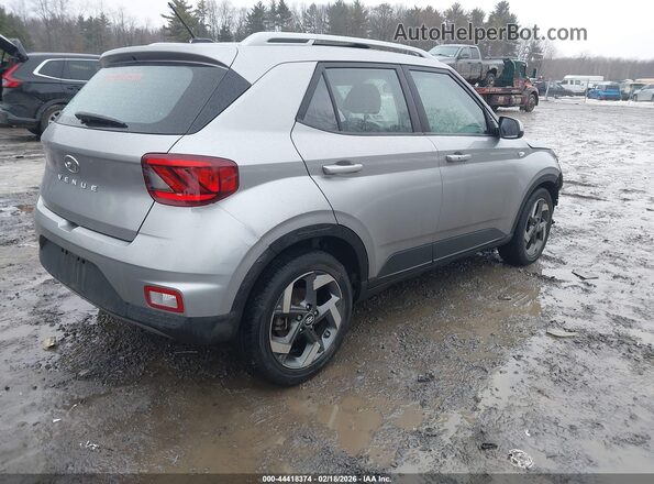 KMHRC8A32RU307127 2024 HYUNDAI VENUE Silver 