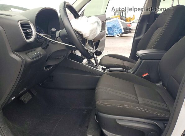 KMHRC8A35MU096739 2021 HYUNDAI VENUE White 