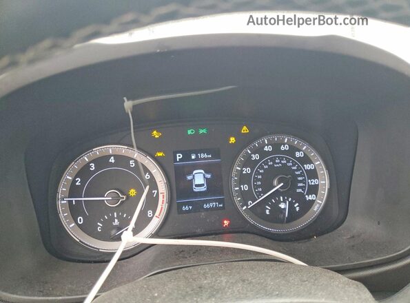 KMHRC8A35MU096739 2021 HYUNDAI VENUE White 