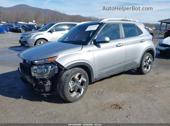 KMHRC8A35TU429665 2026 HYUNDAI VENUE Серебряный Передняя левая четверть