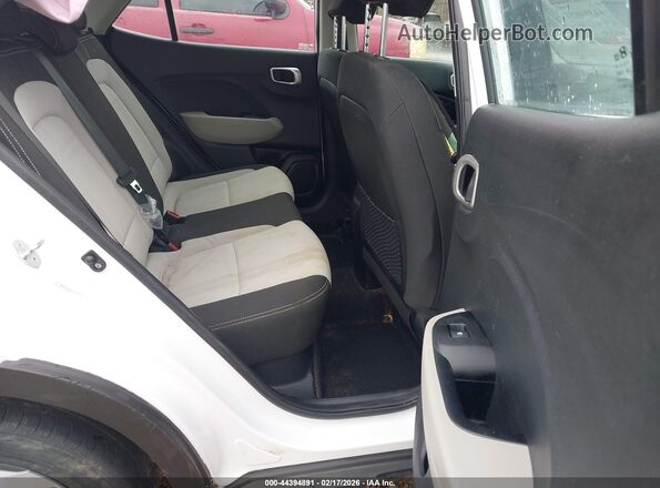 KMHRC8A36PU218772 2023 HYUNDAI VENUE White 
