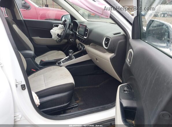 KMHRC8A36PU218772 2023 HYUNDAI VENUE White 