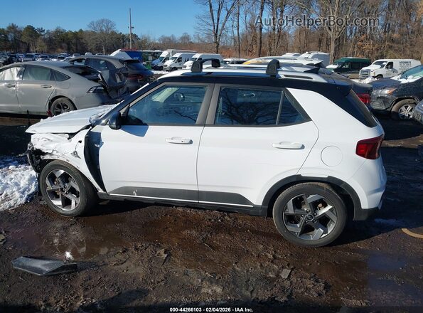 KMHRC8A38NU150486 2022 HYUNDAI VENUE White Սալոնի 360 աստիճան տեսք