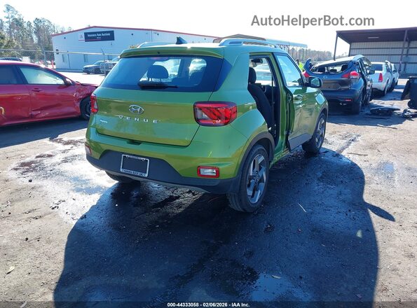 KMHRC8A3XMU075157 2021 HYUNDAI VENUE Green 
