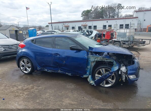 KMHTC6AD2HU320879 2017 HYUNDAI VELOSTER Blue Widok wnętrza z tyłu