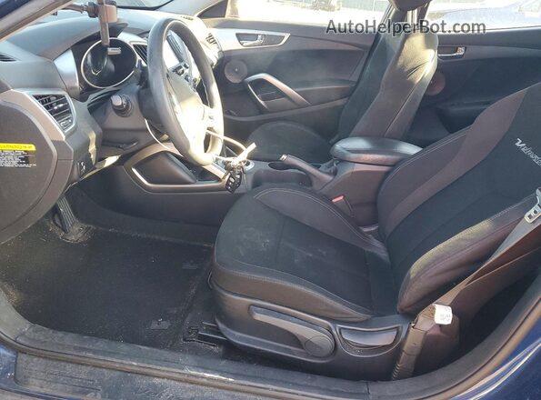 KMHTC6AD5GU291862 2016 HYUNDAI VELOSTER Синий Вид салона спереди
