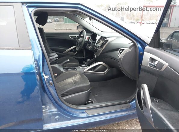 KMHTC6AD7GU285495 2016 HYUNDAI VELOSTER Blue Вид салону спереду