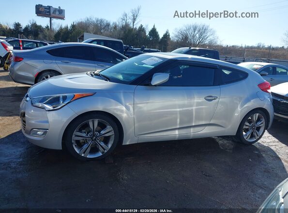KMHTC6AD9HU324086 2017 HYUNDAI VELOSTER Silver 