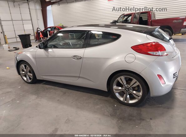 KMHTC6ADXHU317440 2017 HYUNDAI VELOSTER Silver 