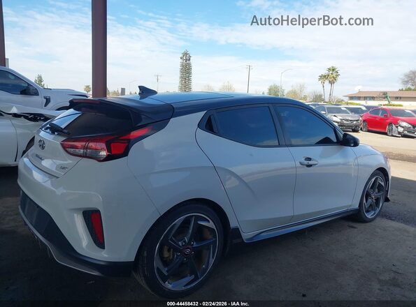 KMHTH6AB3KU009498 2019 HYUNDAI VELOSTER White Вид задньої частини салону