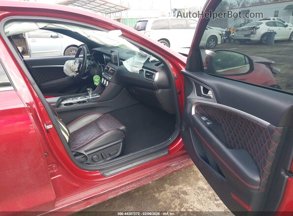 KMTG34LE6MU076701 2021 GENESIS G70 Красный Вид салона спереди