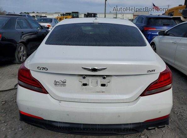 KMTG44LA8MU074698 2021 GENESIS G70 White 