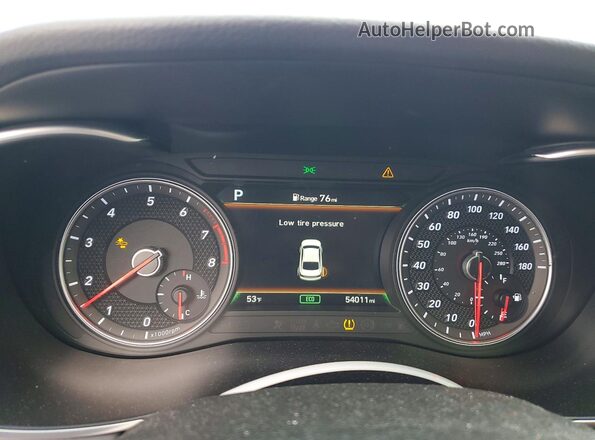 KMTG44LA8MU074698 2021 GENESIS G70 White 