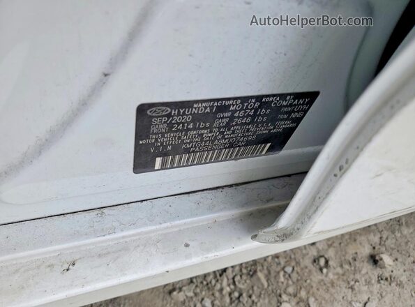 KMTG44LA8MU074698 2021 GENESIS G70 White 