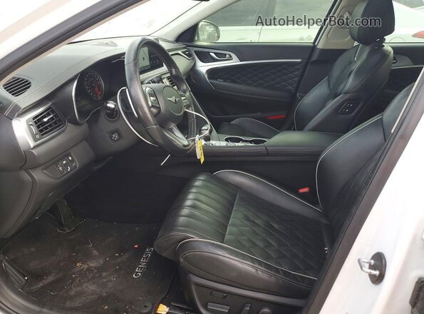 KMTG44LA8MU074698 2021 GENESIS G70 White 