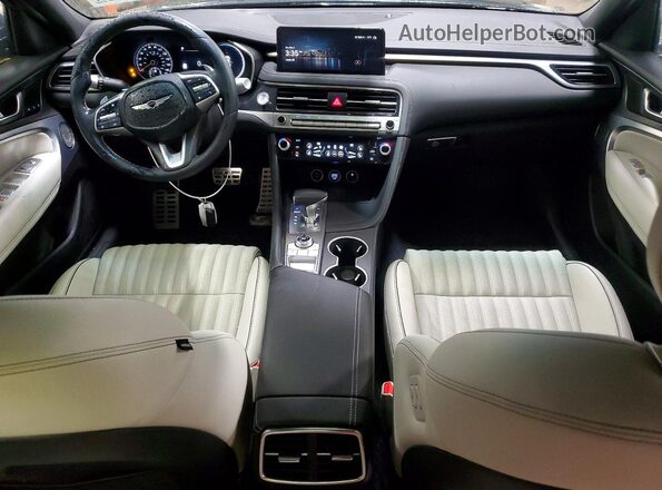KMTG54SE0RU138693 2024 GENESIS G70 Синий Вид панели приборов