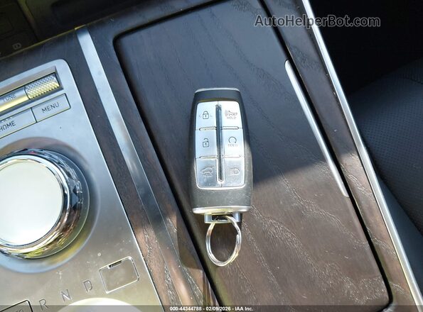 KMUHBDSB2RU185271 2024 GENESIS GV80 Gray Dashboard view