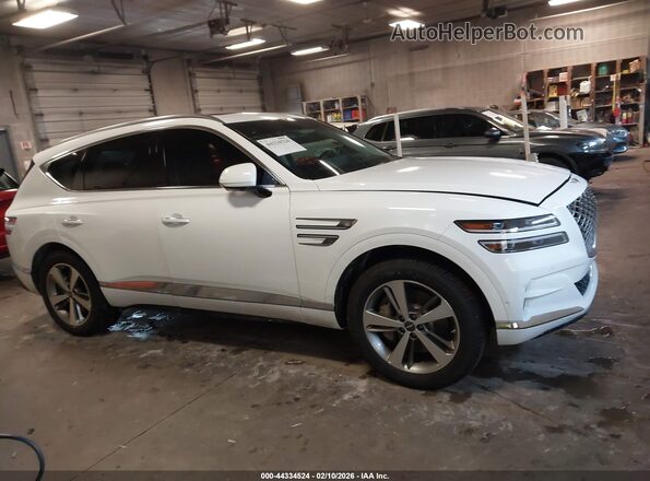 KMUHCESC7MU067995 2021 GENESIS GV80 White Rear interior view