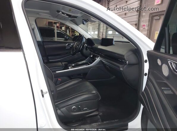 KMUHCESC7MU067995 2021 GENESIS GV80 White Front interior view
