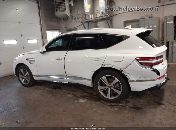 KMUHCESC7MU067995 2021 GENESIS GV80 White 360 interior view