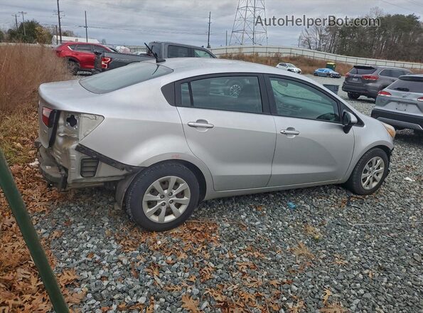 KNADM4A32G6646148 2016 KIA RIO Серебряный Задняя правая четверть