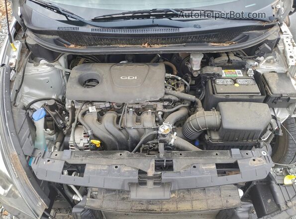 KNADM4A32G6646148 2016 KIA RIO Серебряный Вид задней части салона