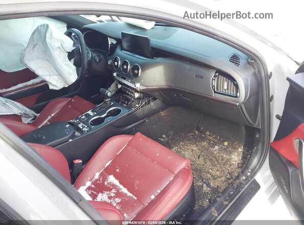 KNAE35LD7P6123307 2023 KIA STINGER Gray Front interior view