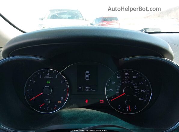 KNAFX5A80G5627587 2016 KIA FORTE Silver Vista de los asientos traseros