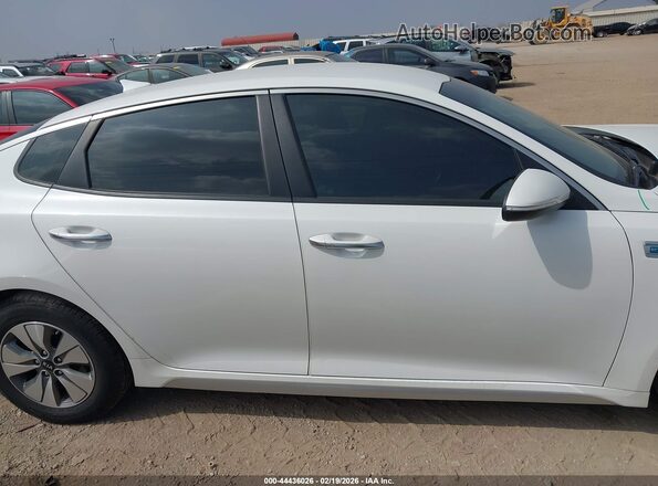KNAGT4LC3H5008673 2017 KIA OPTIMA HYBRID White Vista interior trasera