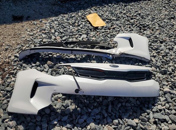KNAGU4LE1H5010517 2017 KIA OPTIMA White Engine compartment view